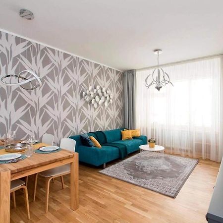 Friendly Private Room In The Sharing Flat Prague Luaran gambar