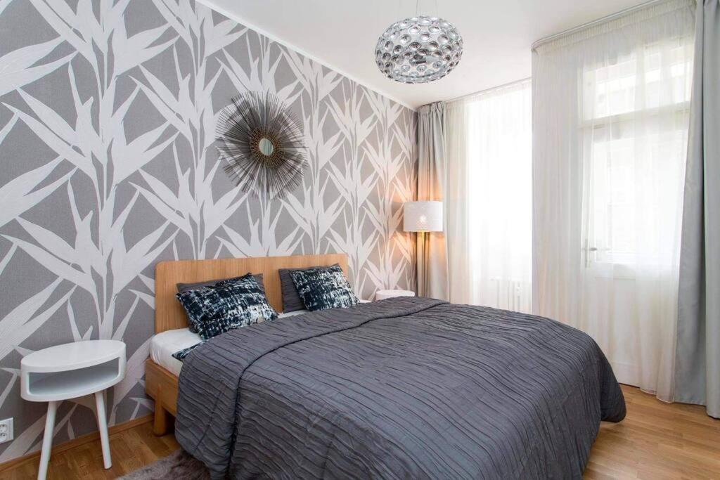 Friendly Private Room In The Sharing Flat Prague Luaran gambar